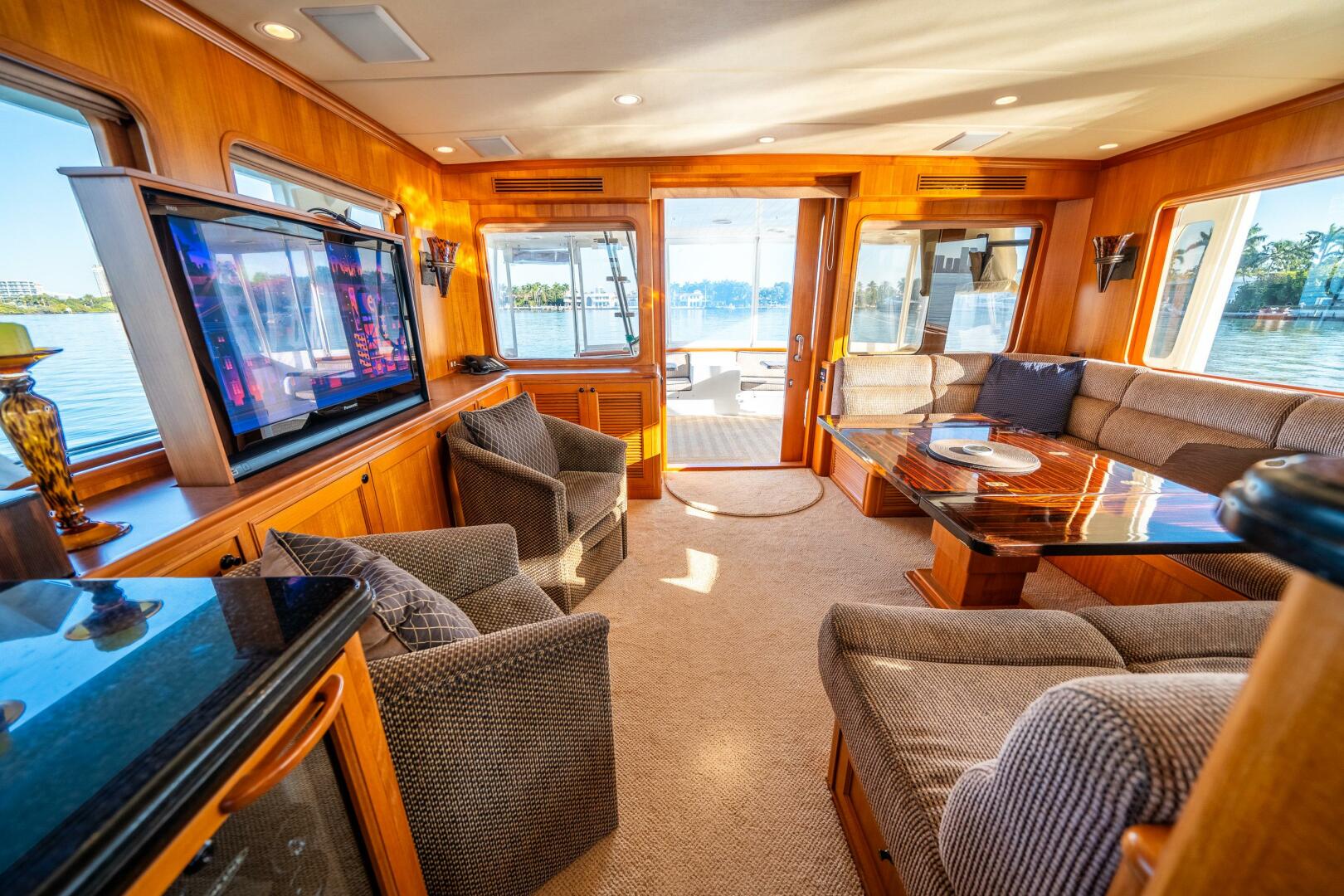 2006 Offshore Yachts 72 Pilothouse - Image 23