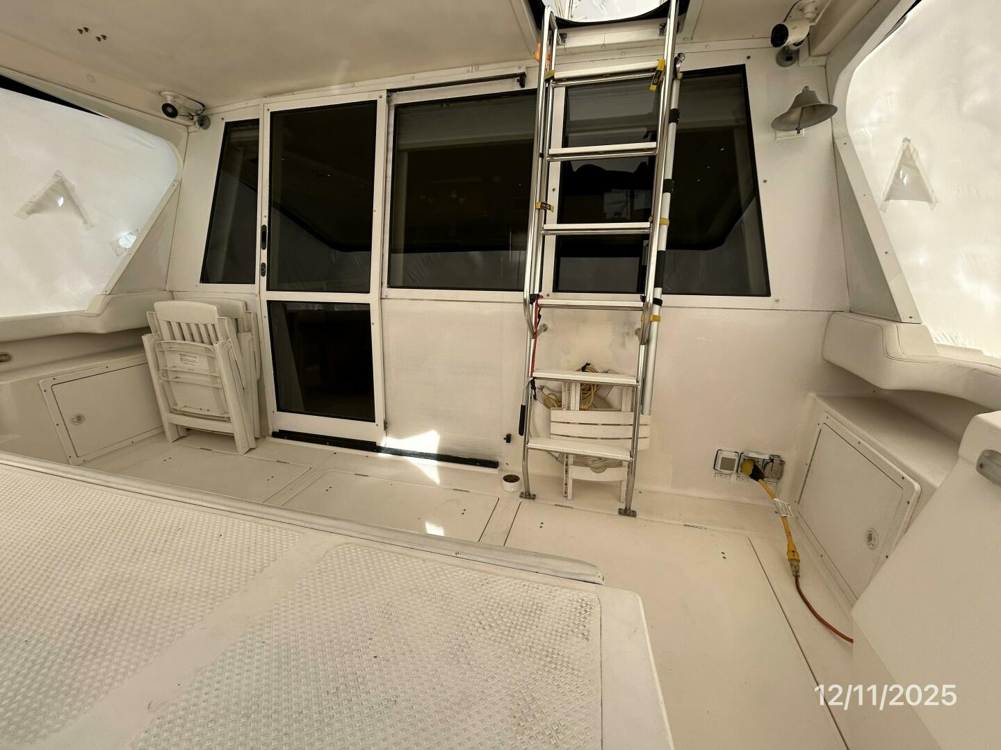 1998 Bayliner 4788 - Image 22