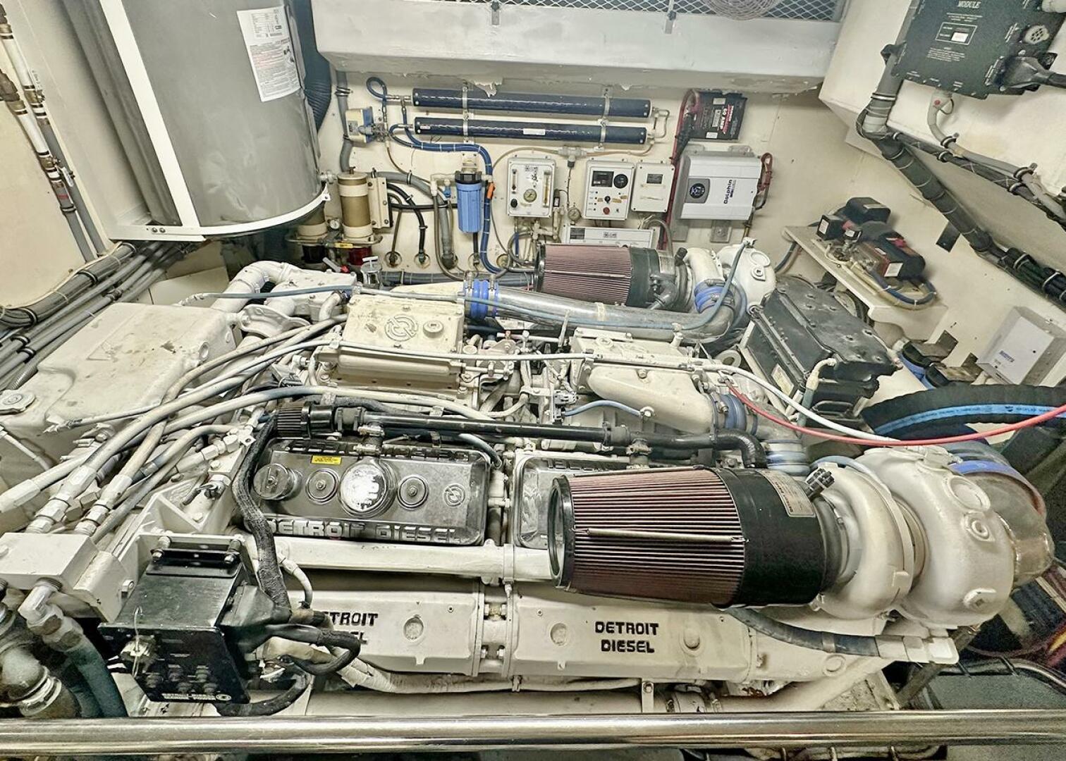 1994 Hatteras Cockpit Motoryacht - Image 11