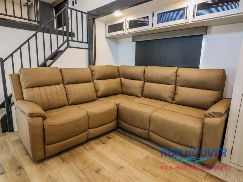2026 PALOMINO PUMA 420LFT - Image 20
