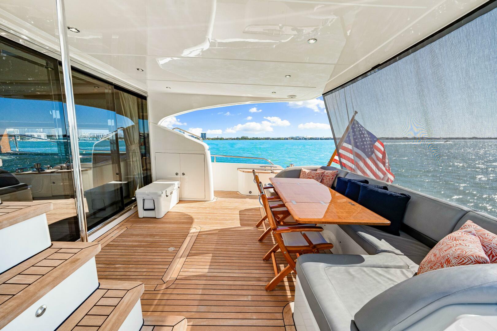 2014 Princess Y72 - Image 83