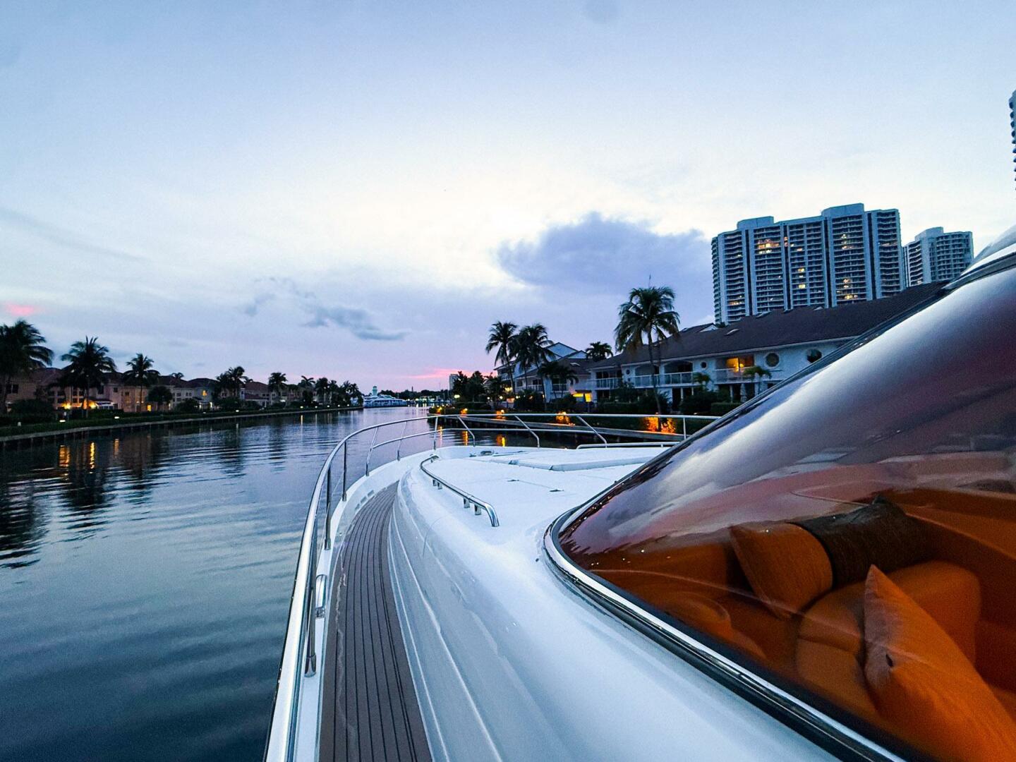 2007 Princess 23M - Image 11