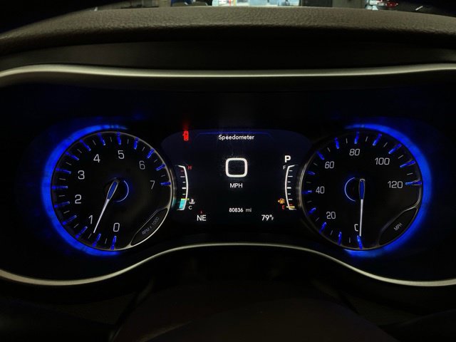 2021 Chrysler Pacifica Wagon 4D Touring - Image 21