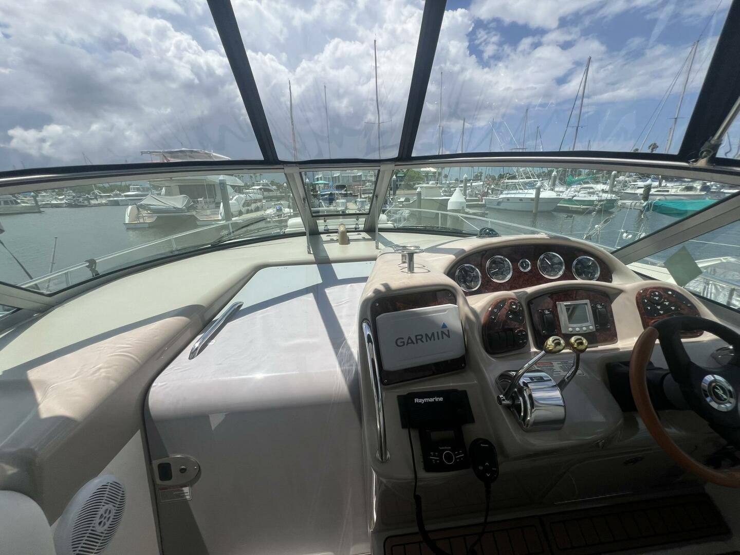 2003 Sea Ray 320 Sundancer - Image 19