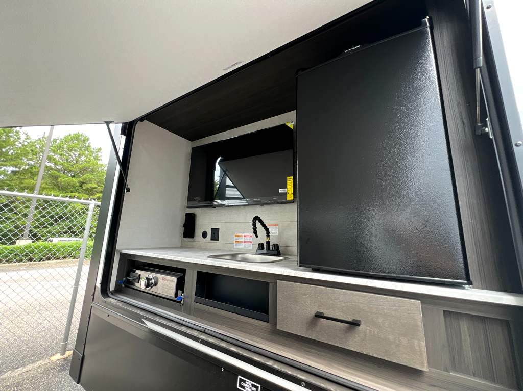2027 VENTURE RV SPORTTREK 363VFR - Image 5
