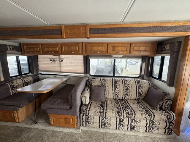 2004 FOURWINDS WINDSPORT 35D - Image 30