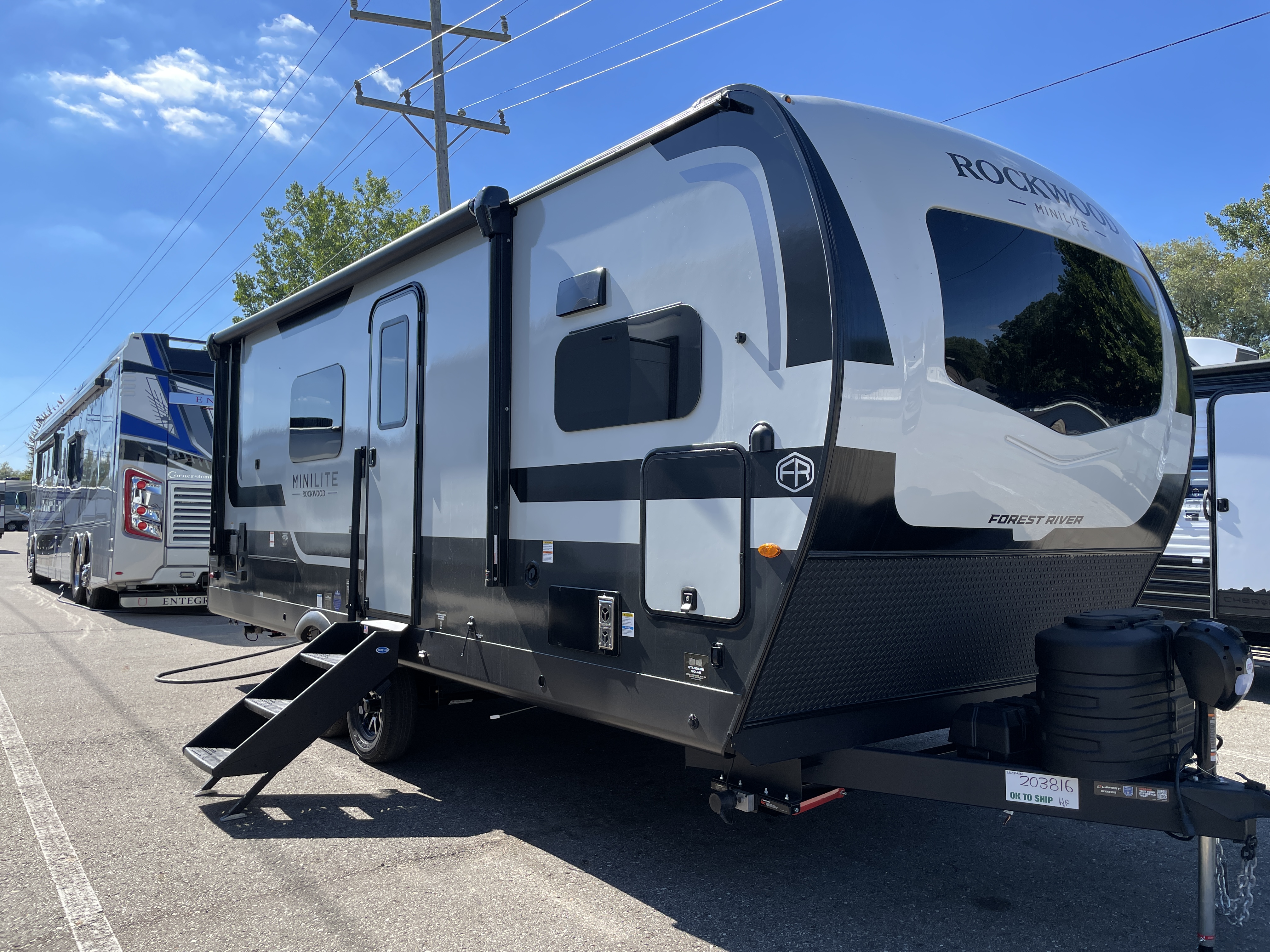 2027 Forest River Rockwood Mini Lite 2523MBR - Image 1