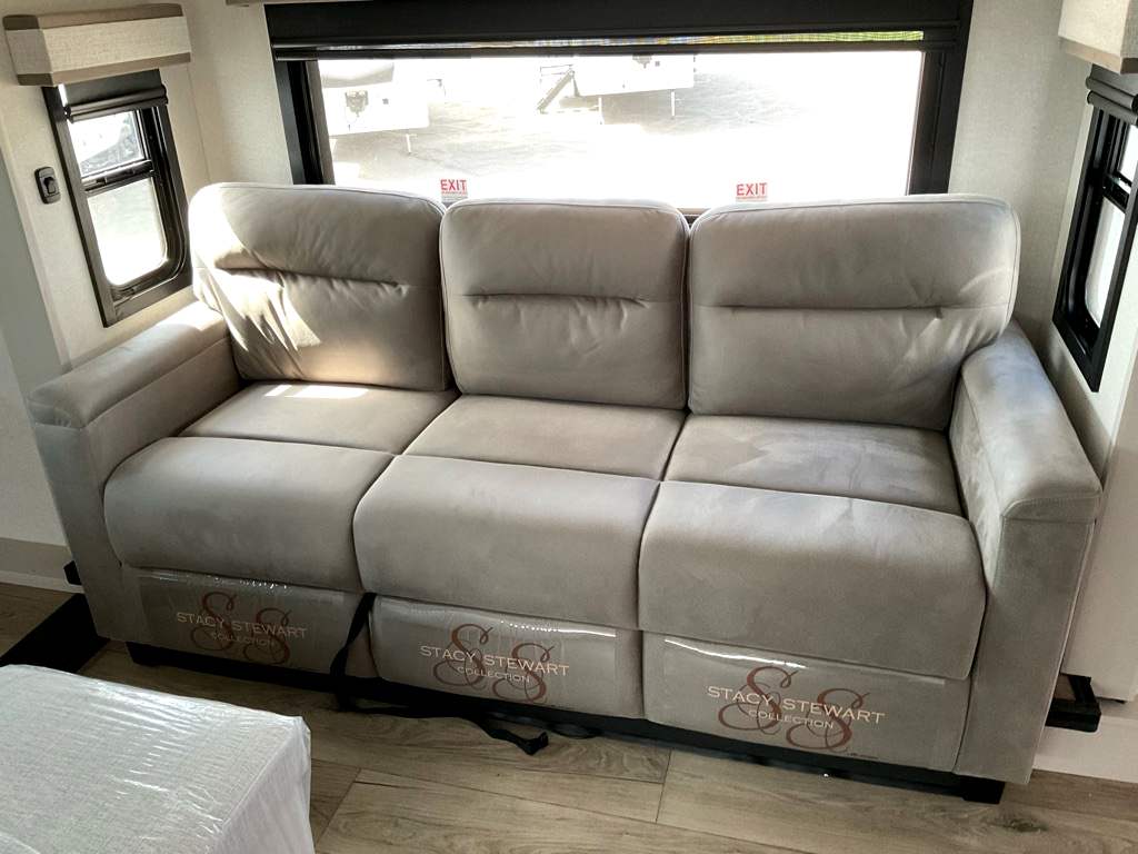2026 JAYCO NORTH POINT 382 FLRB - Image 12