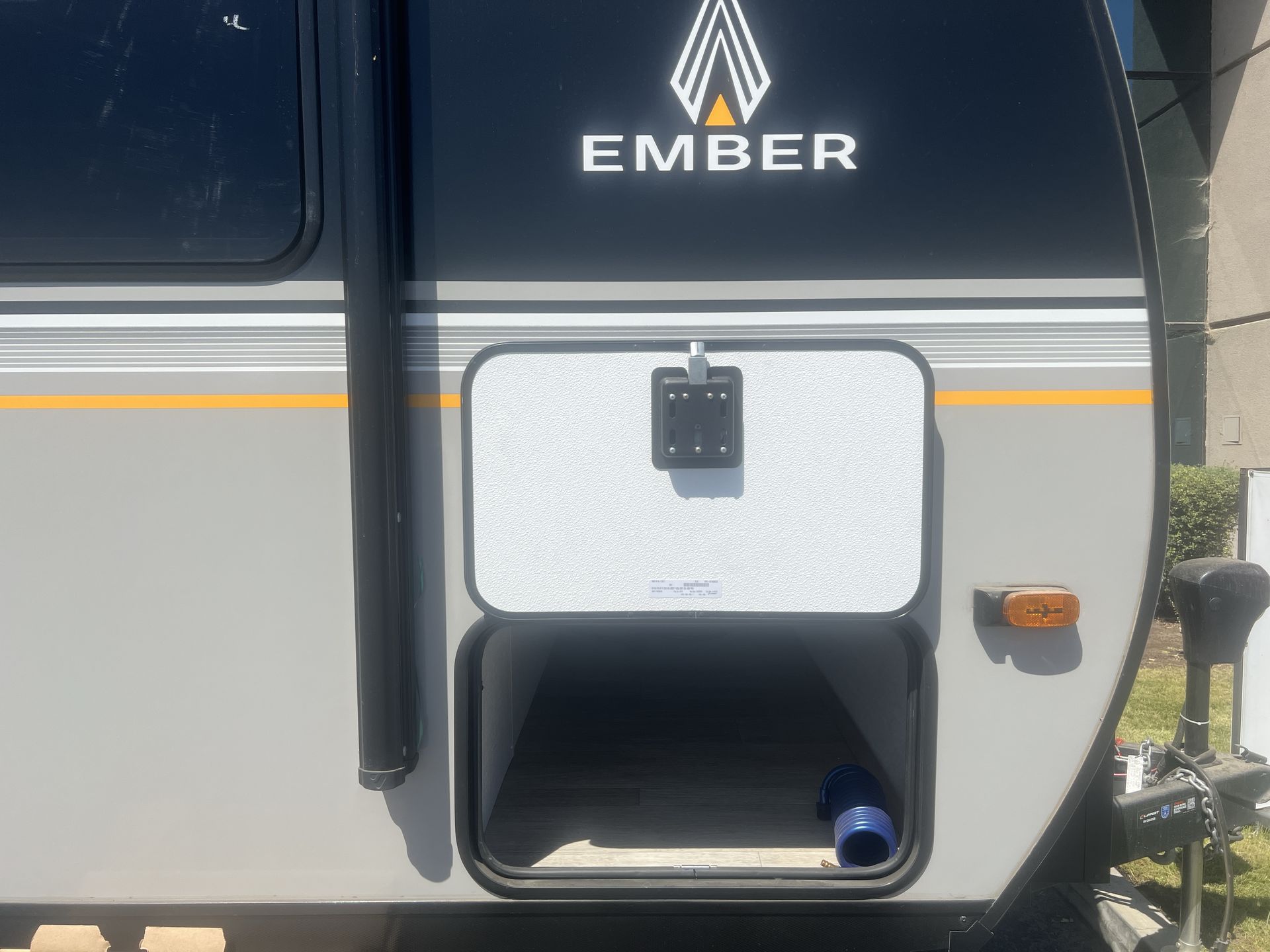 2027 Ember RV Touring Edition 2300MLL - Image 13