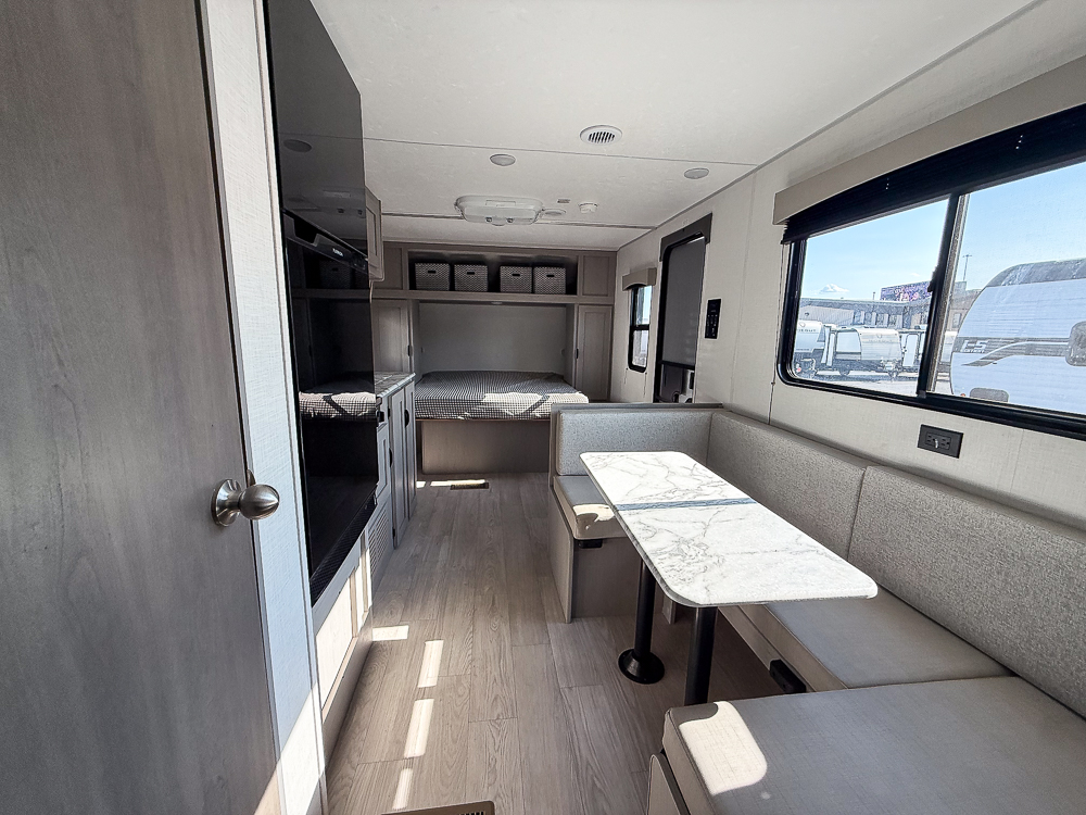 2025 COACHMEN 25QBH - Image 44
