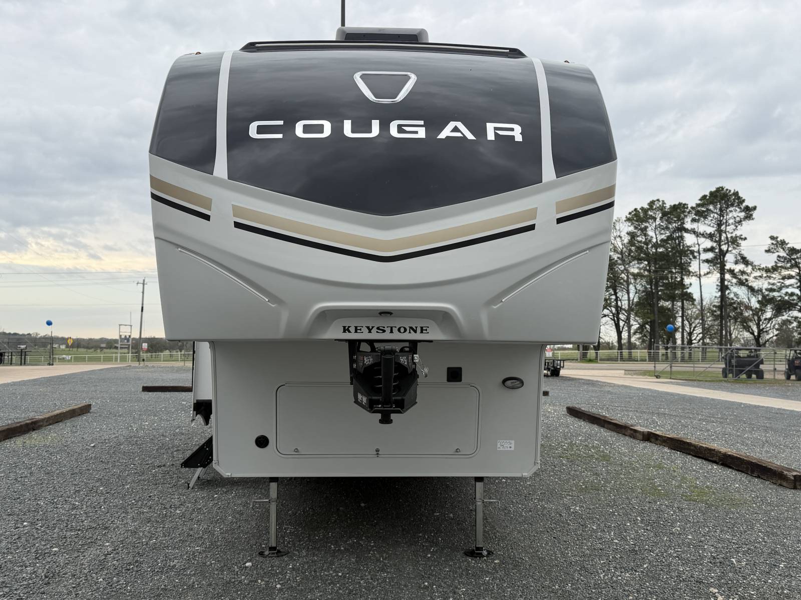2026 Keystone Cougar Half-Ton 28RLI - Image 2