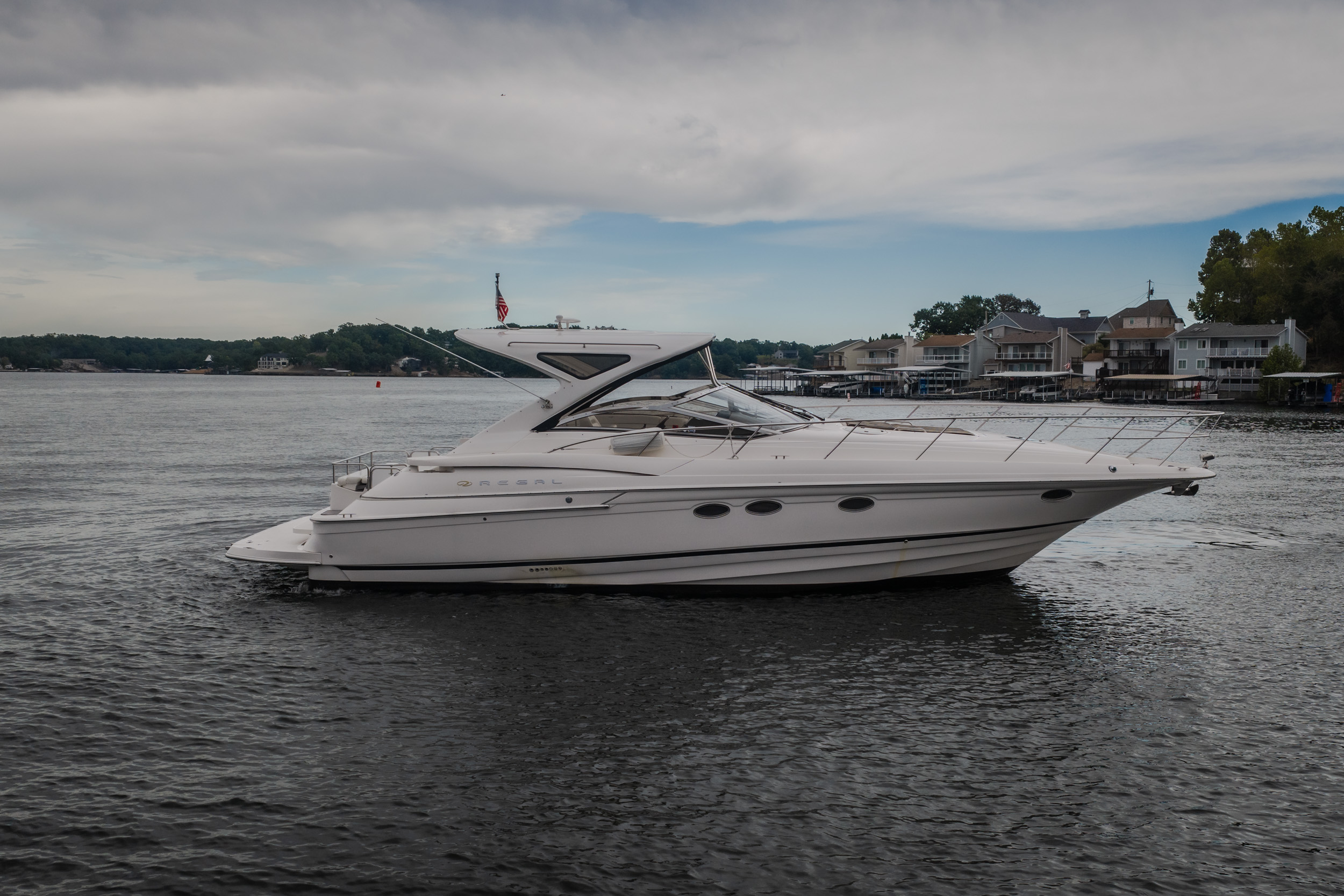 2009 Regal 4460 Express Cruiser - Image 63