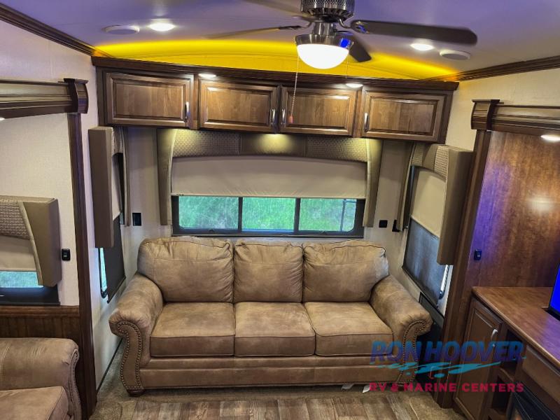 2016 FOREST RIVER 3875FB - Image 12