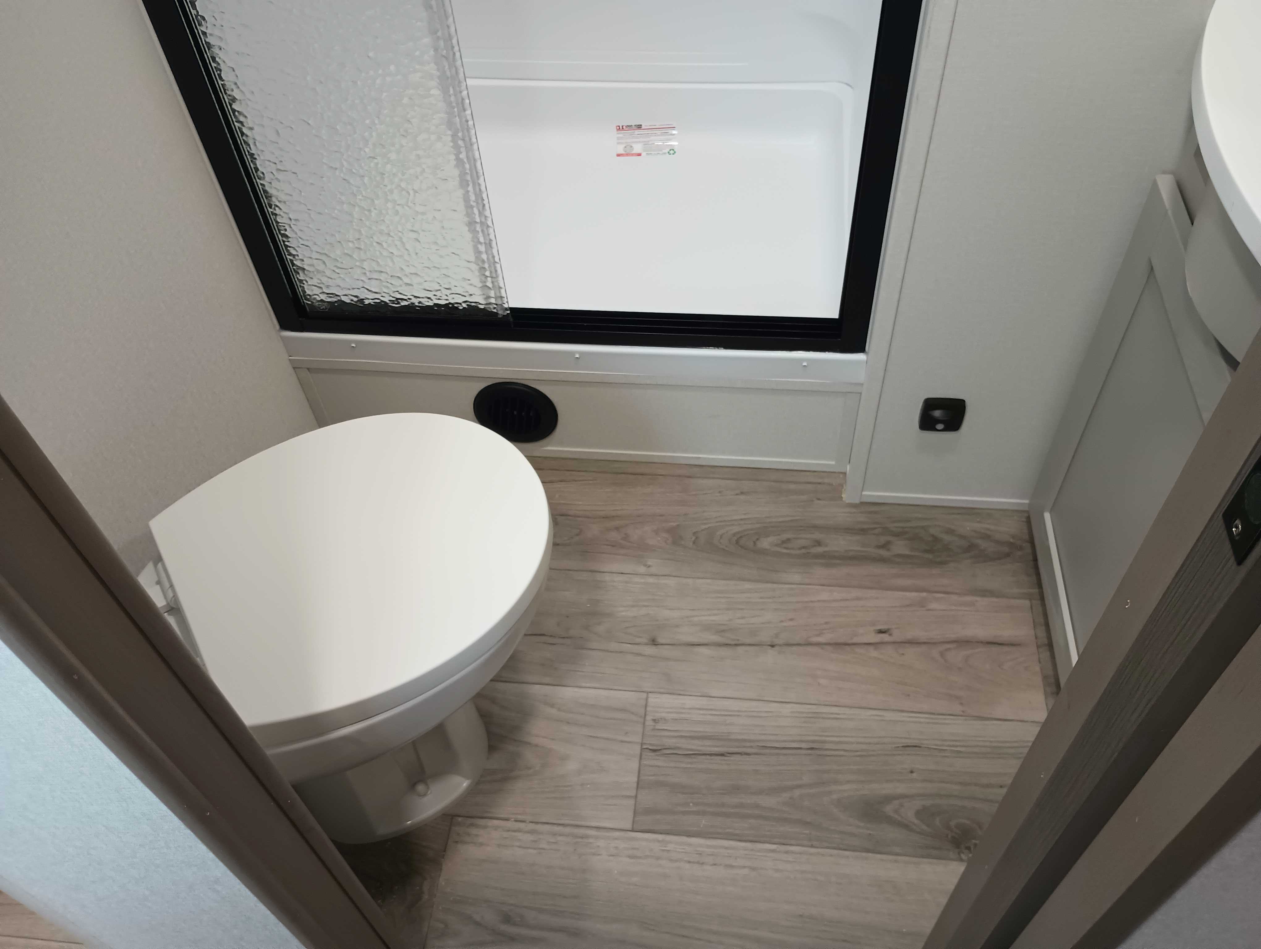 2027 Grand Design Reflection Travel Trailer 345RLTS - Image 15