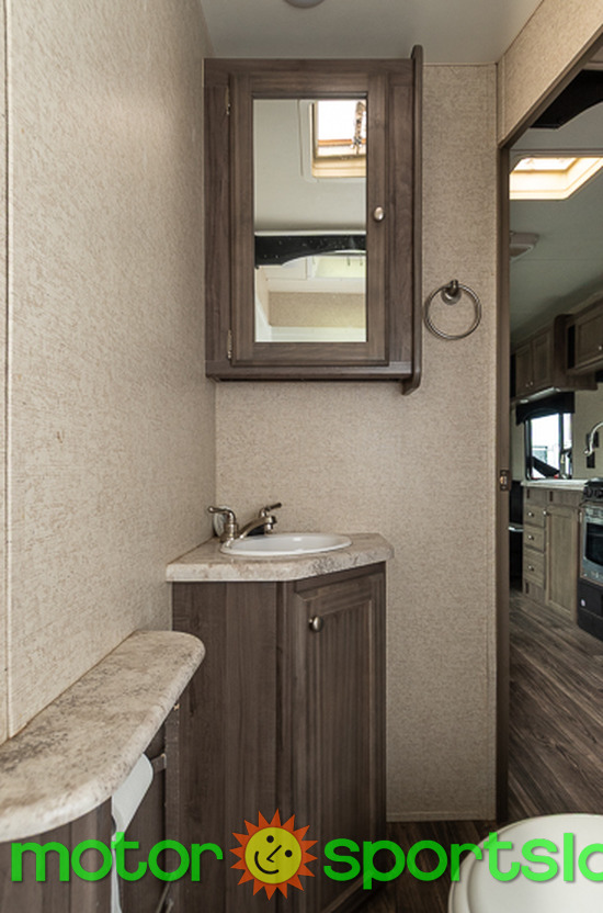 2019 Omega Rv Weekend Warrior SS2300 - Image 26