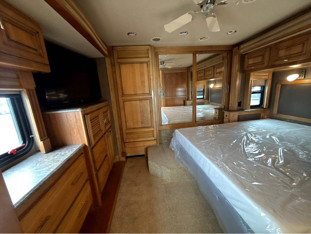 2018 TIFFIN ALLEGRO RED 33AA - Image 23