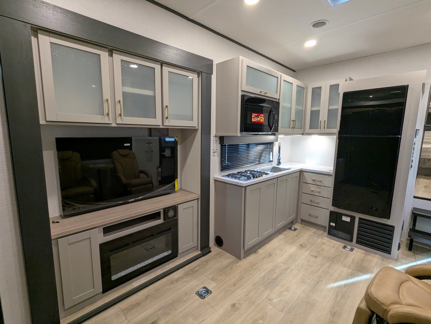 2026 Forest River Stealth 2800 - Image 27