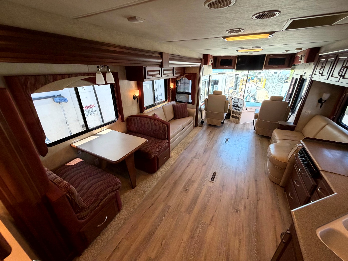 2007 Newmar Ventana 3933 - Image 18