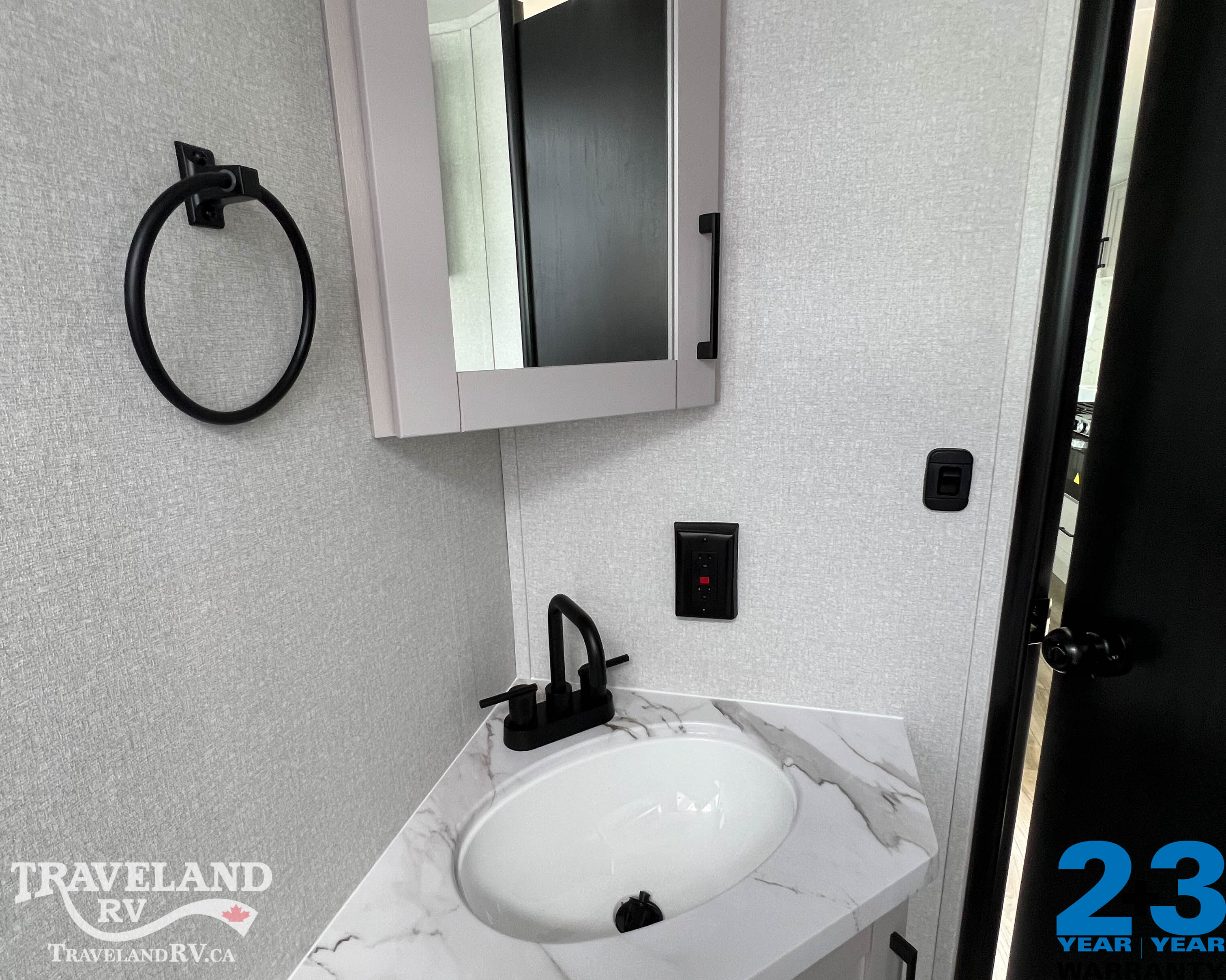 2026 Jayco Jay Feather 27BH - Image 22