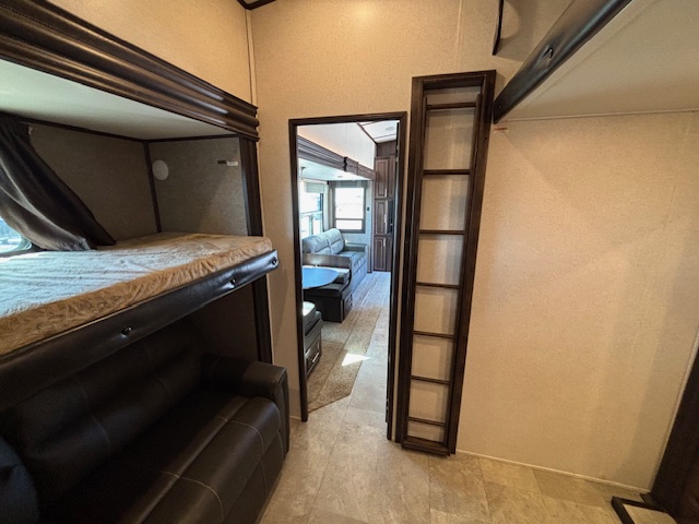 2018 Jayco North Point 379DBFS - Image 42