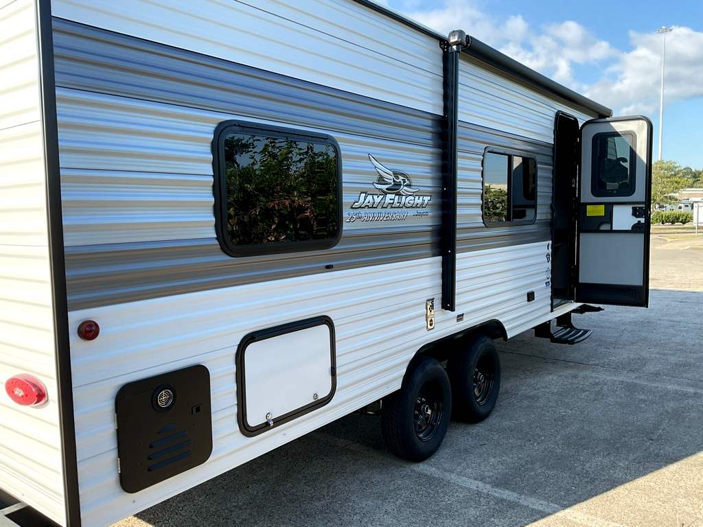 2027 JAYCO Jay Flight 250BH - Image 28