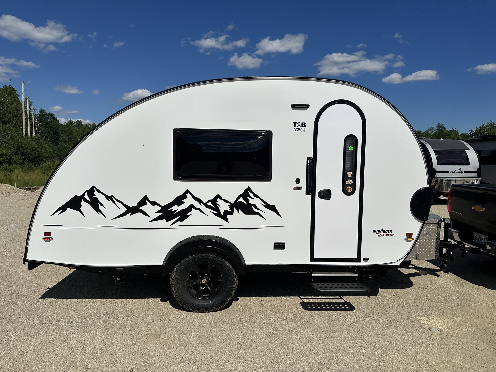 2026 NuCamp TAB 360 Boondock Black Canyon - Image 4