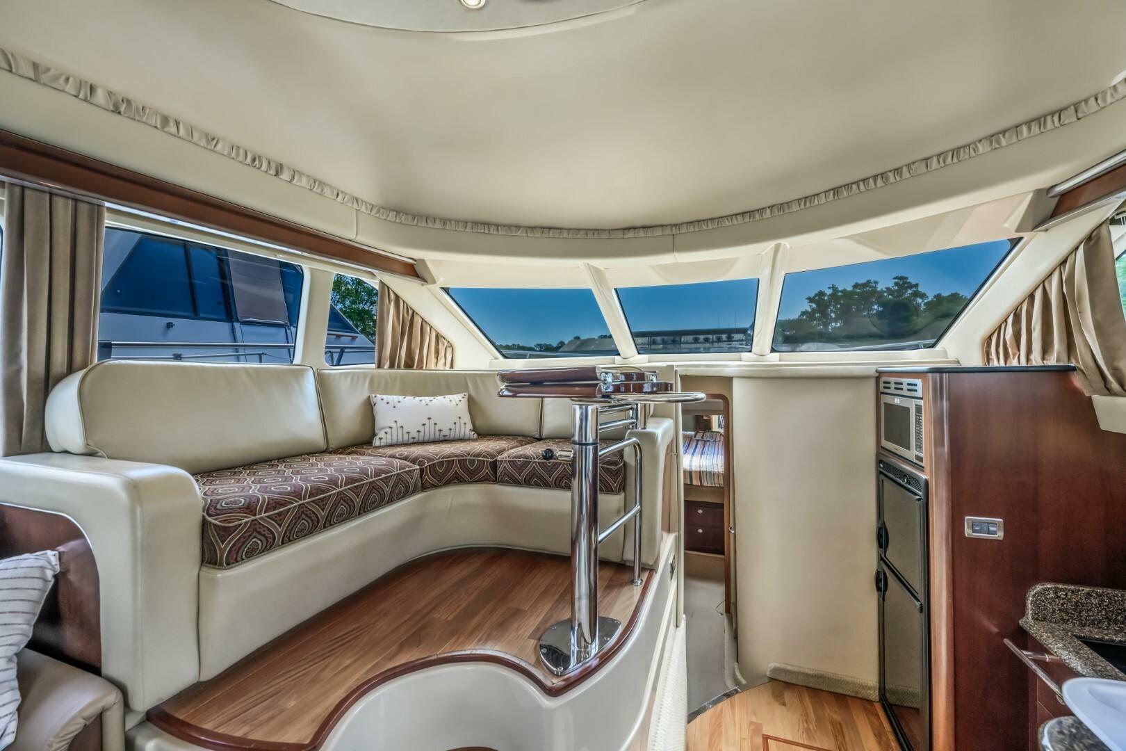 2005 Sea Ray 420 Sedan Bridge - Image 16