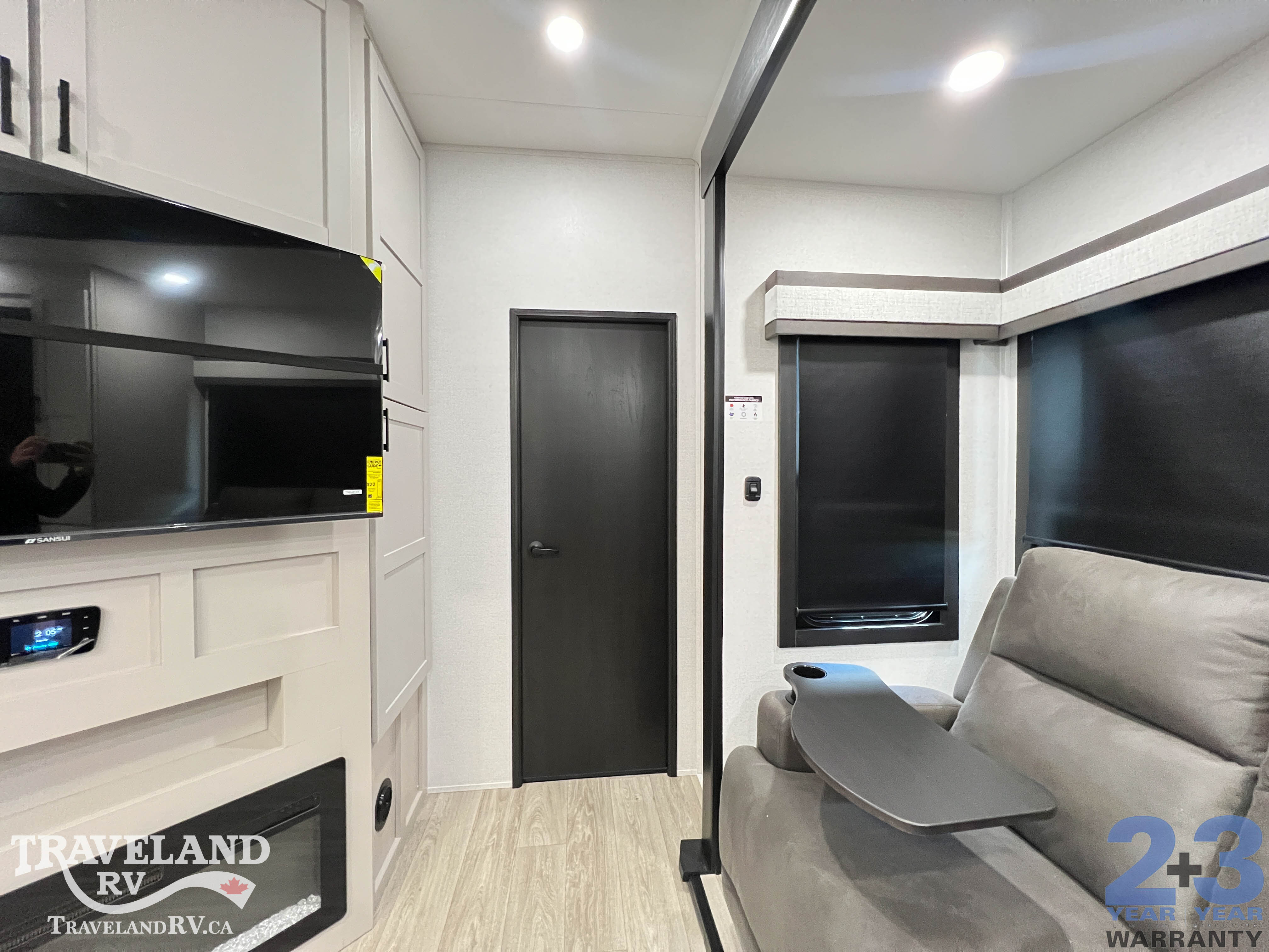 2027 Jayco Seismic 359 - Image 15