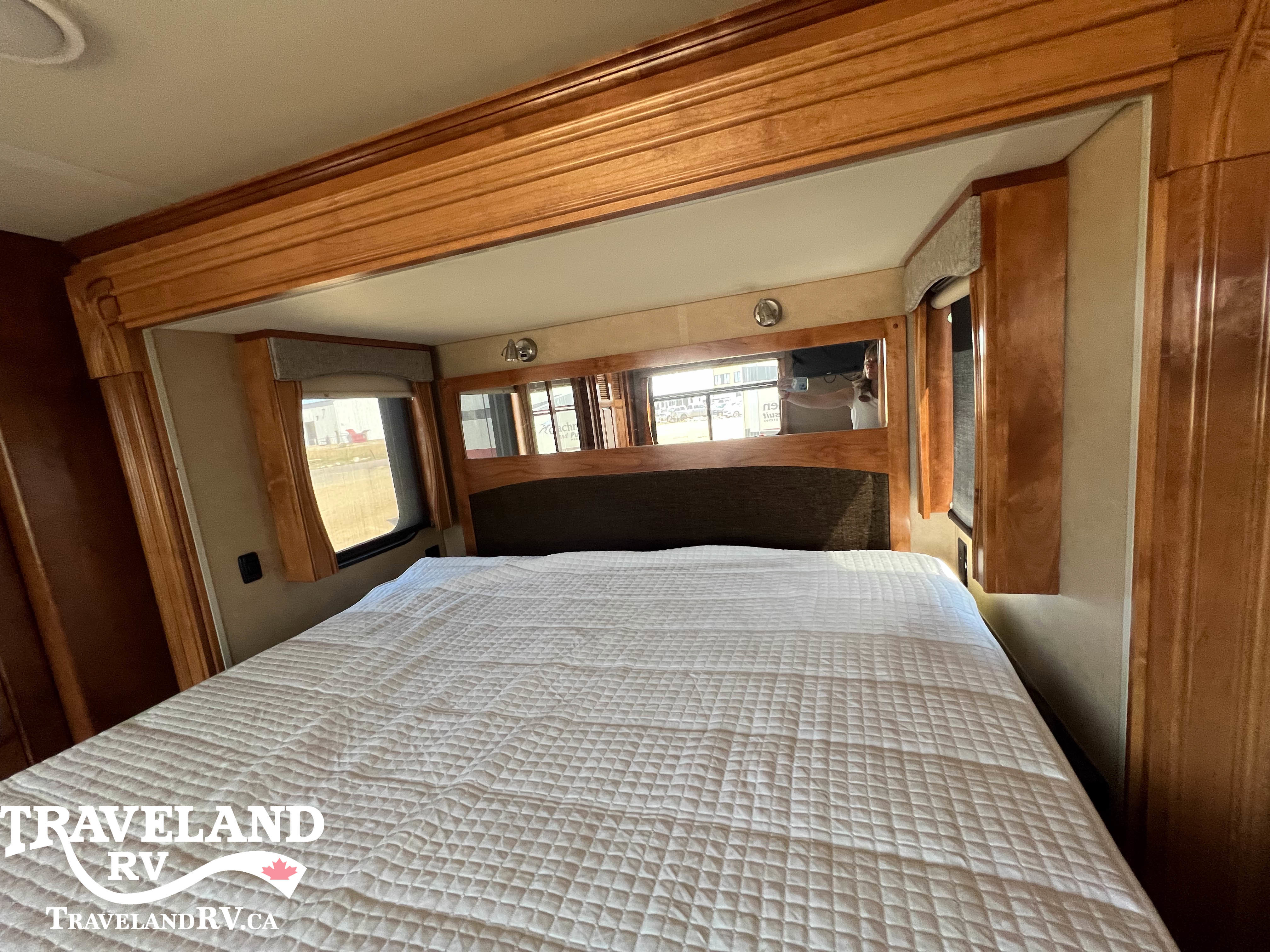 2012 Monaco RV Vesta 35PBD - Image 28