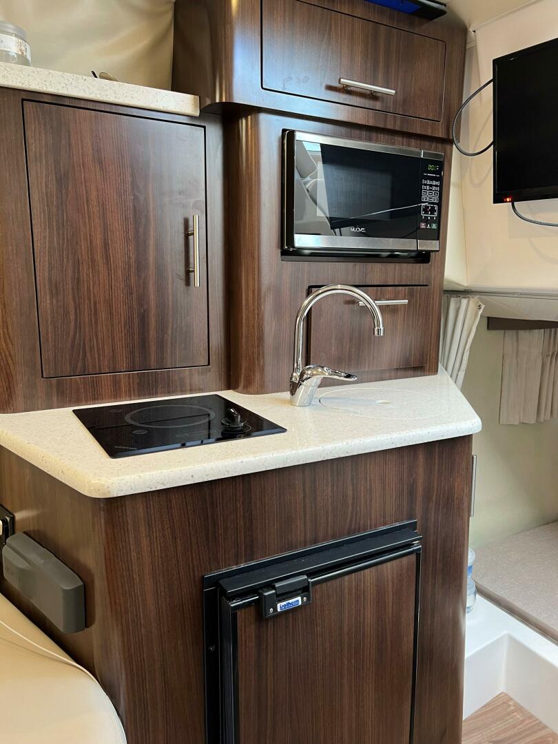 2017 Regal 28 Express - Image 26
