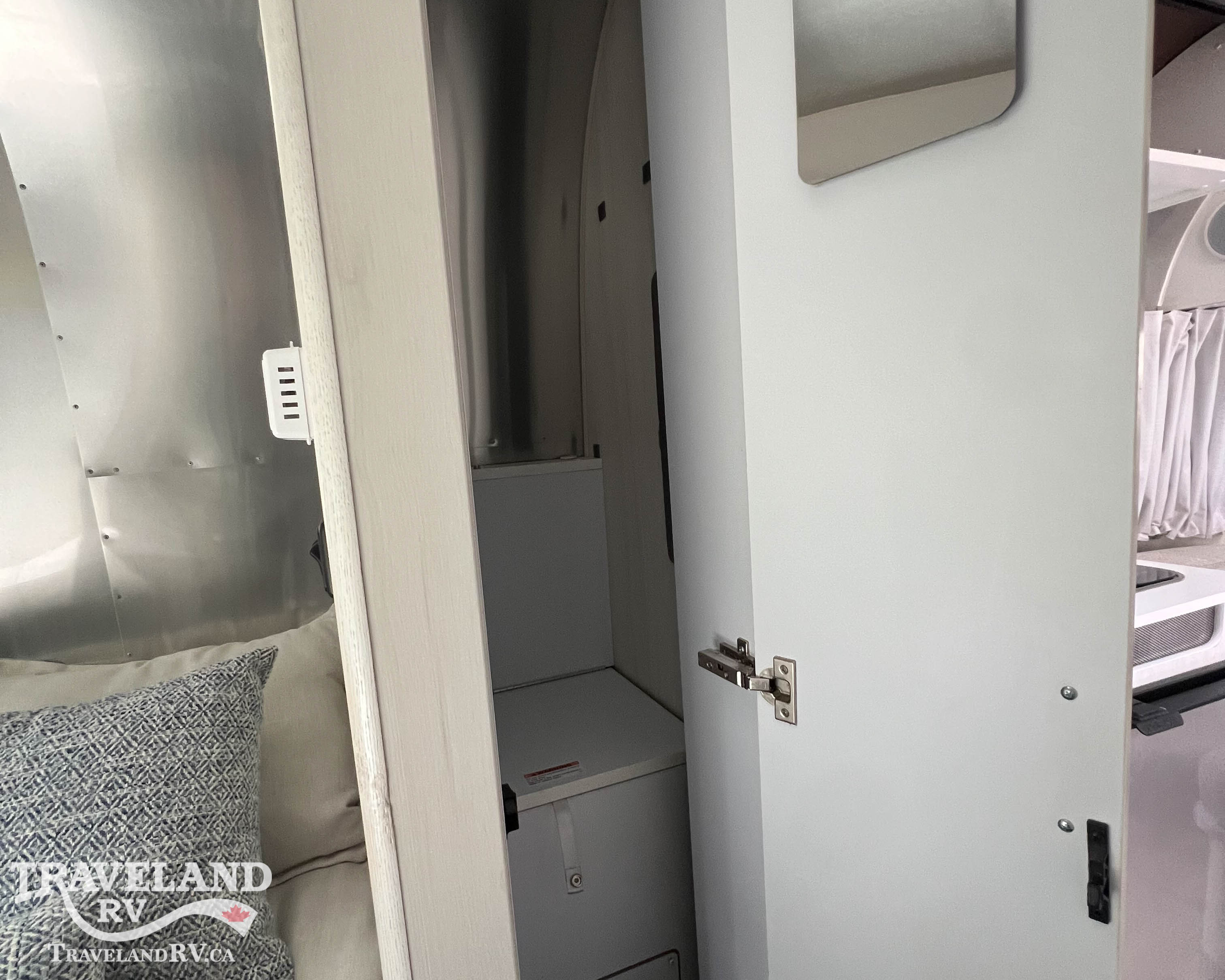2023 Airstream Bambi 16RB - Image 16