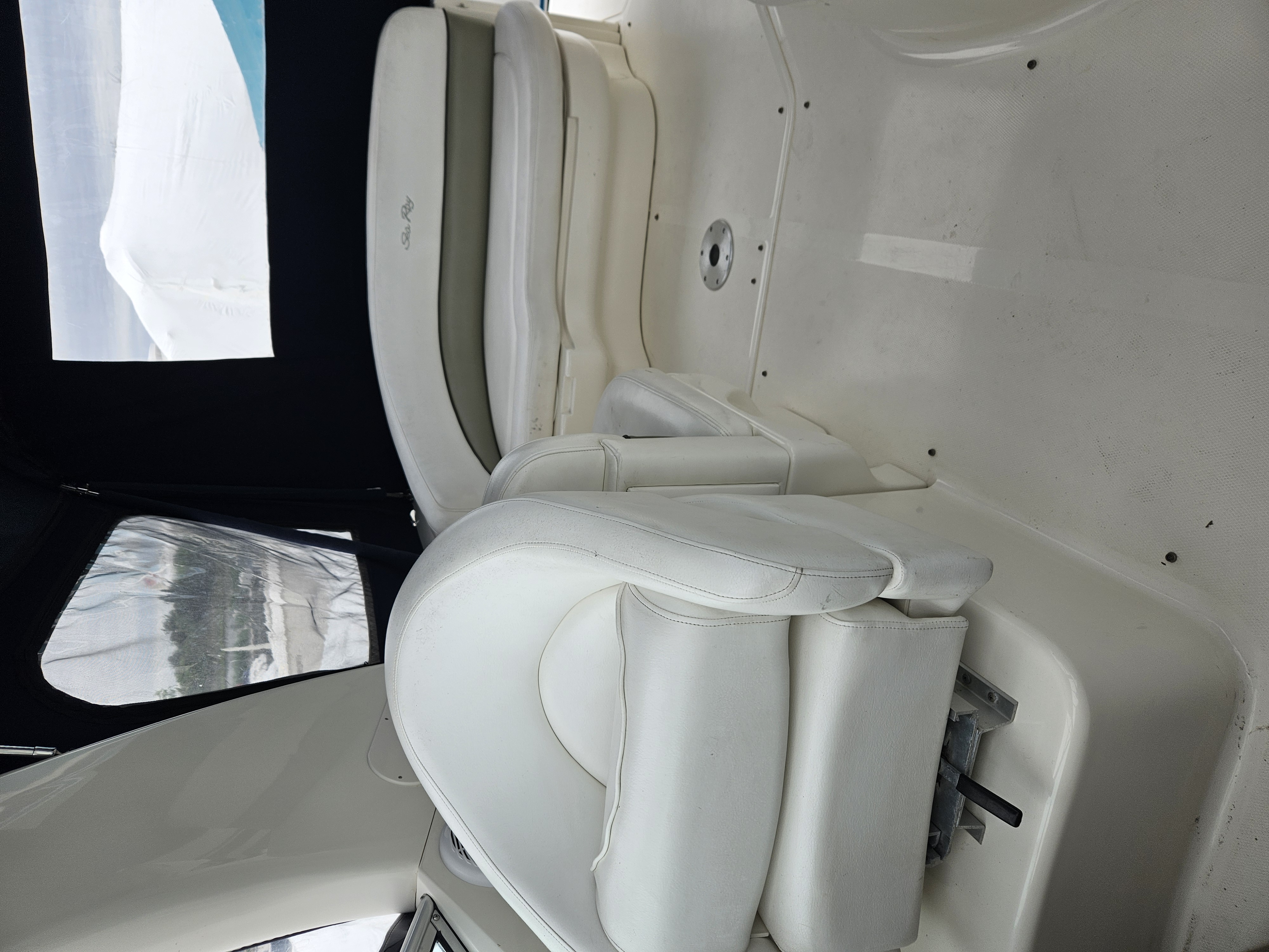 2007 Sea Ray 260 Sundeck - Image 8