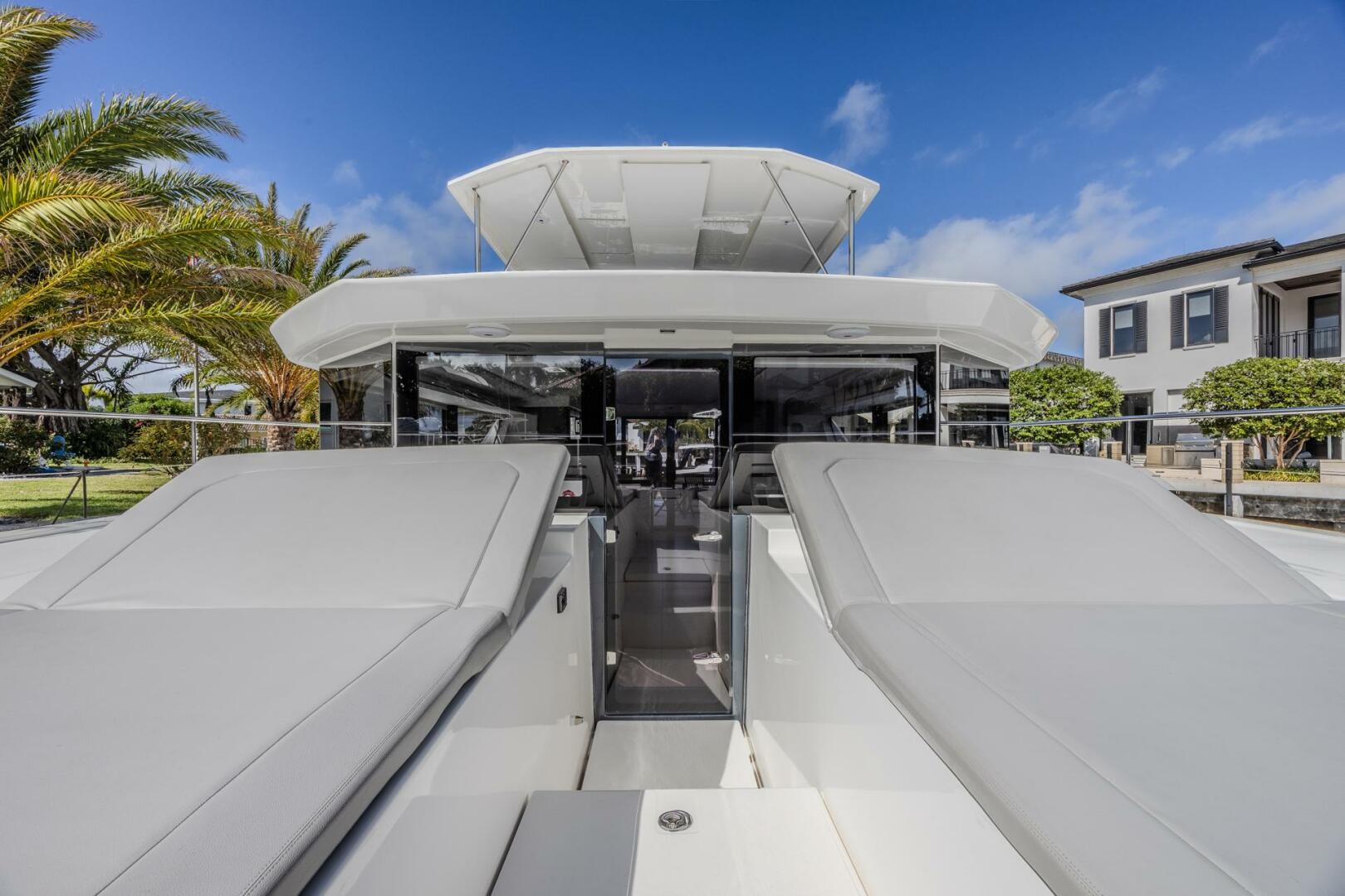2024 Leopard 53 Powercat - Image 5