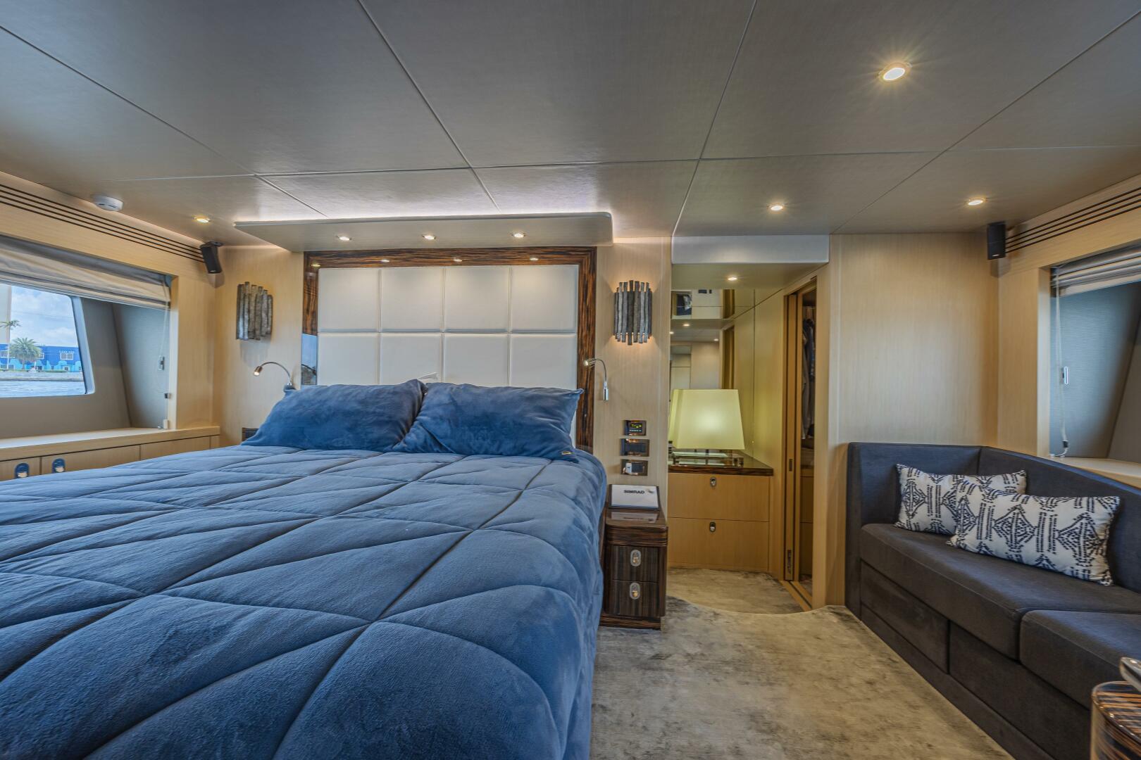 2017 Sunseeker 75 Yacht - Image 42
