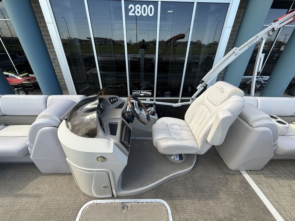 2015 Bennington 2250 GSR - Image 15