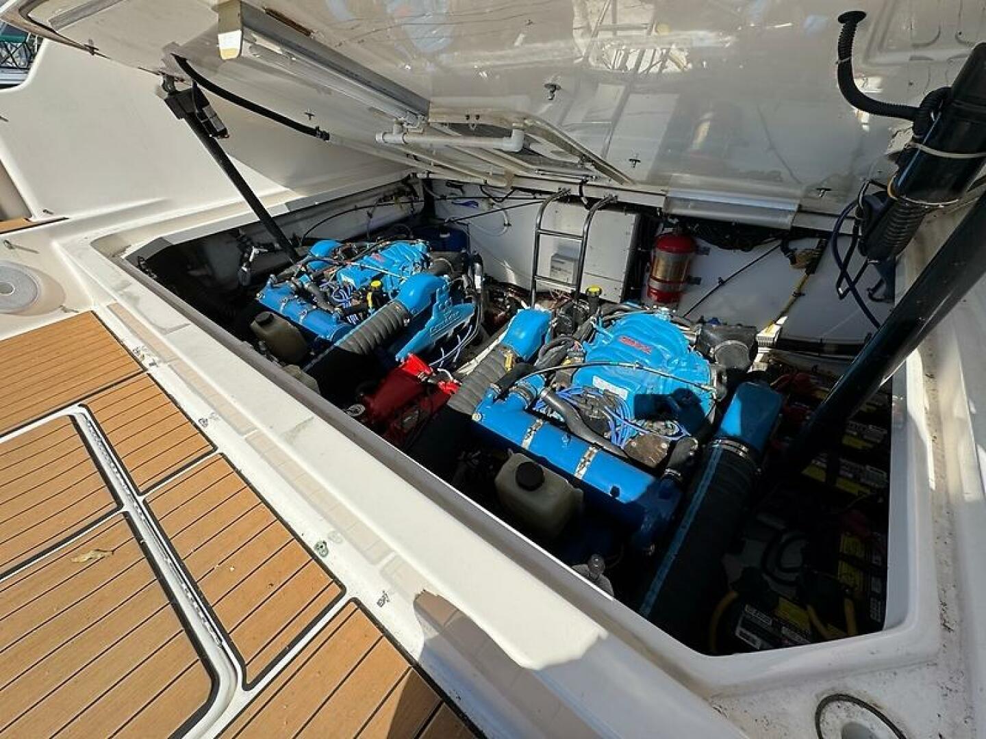 2000 Tiara Yachts 3500 Open - Image 18