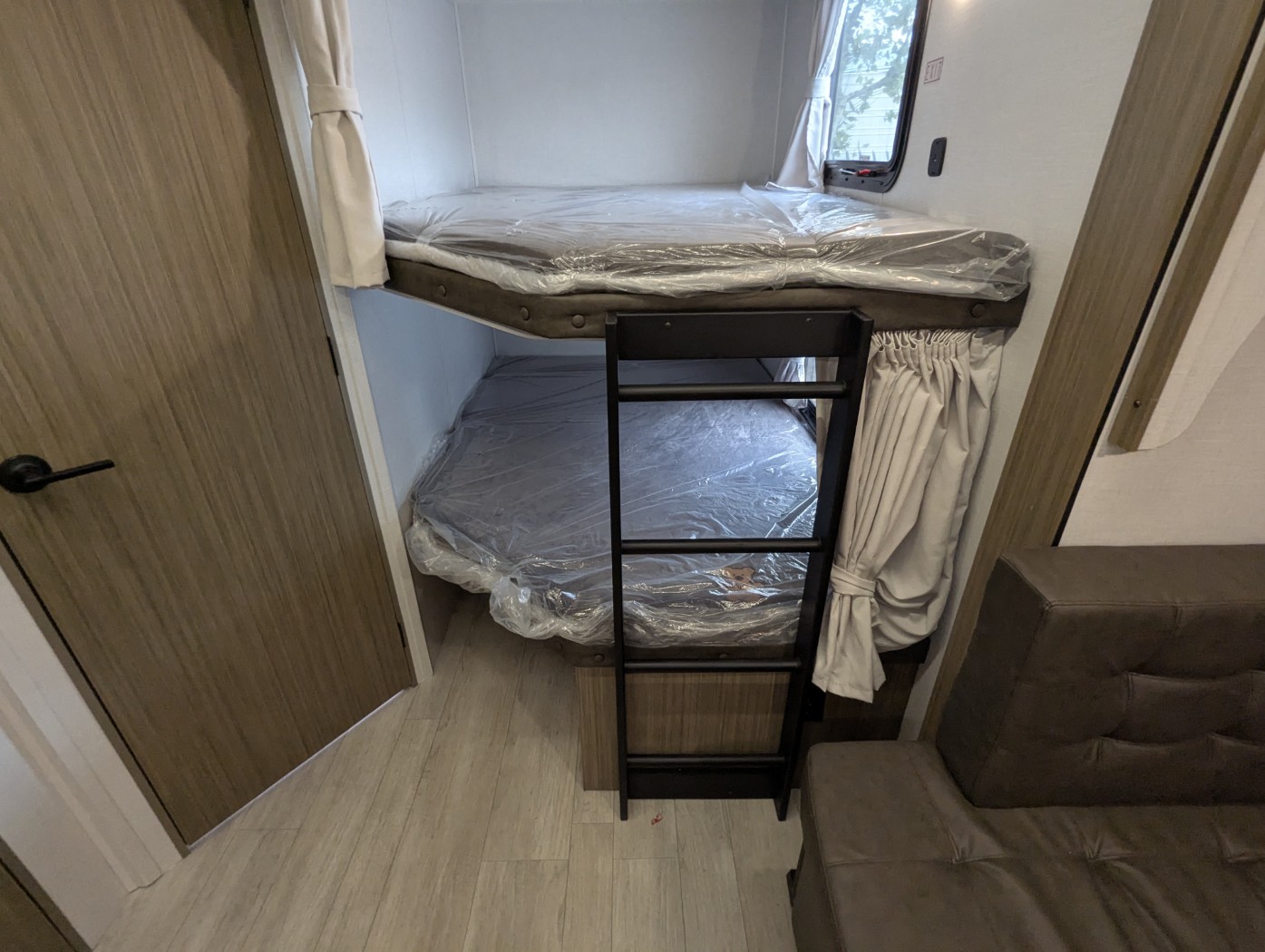 2026 Forest River EVO 2700BHX - Image 23