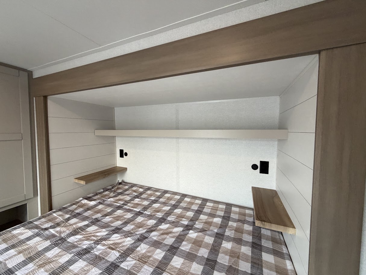 2027 JAYCO JAY FLIGHT BUNGALOW 404LOFT - Image 54