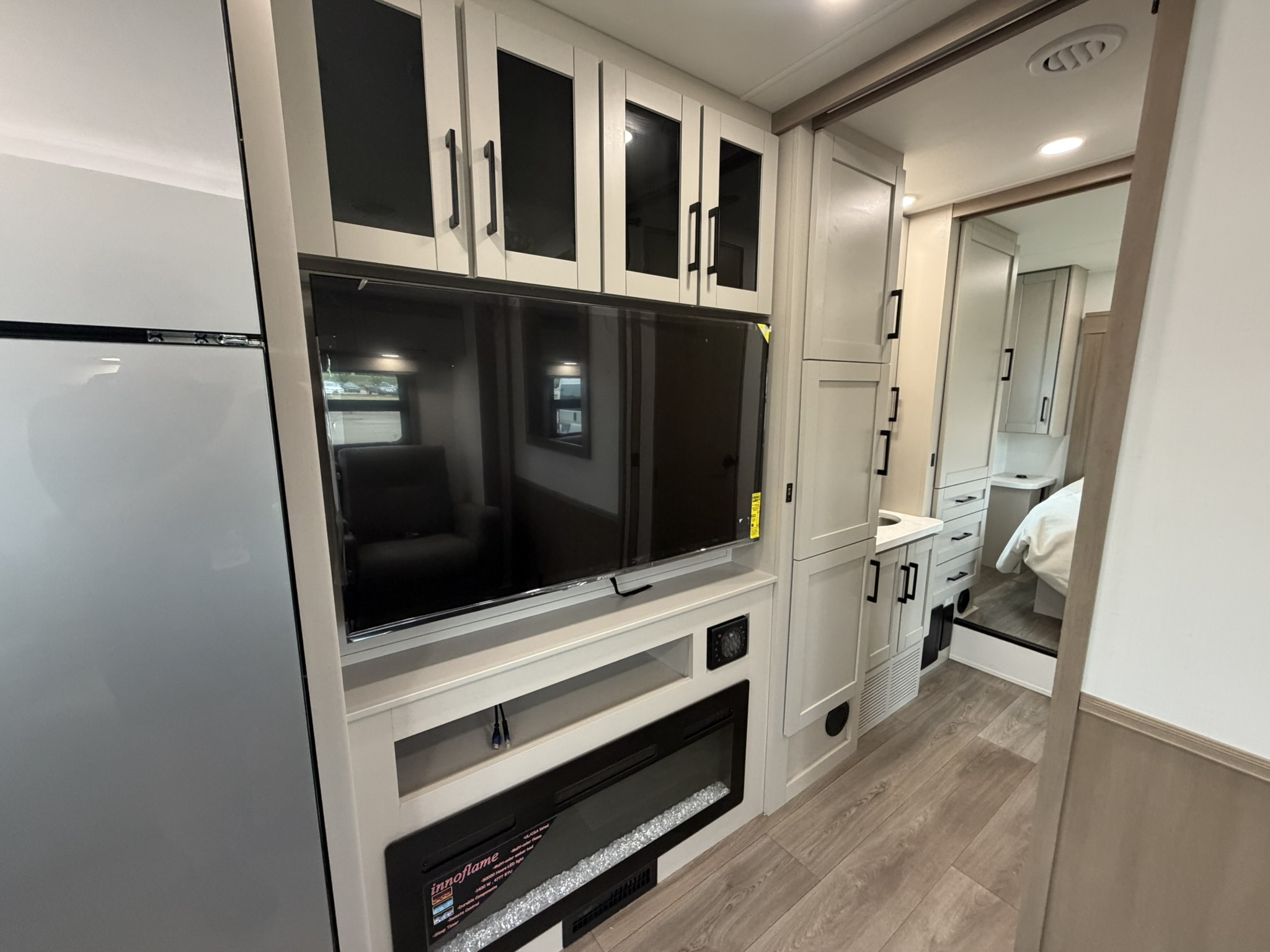 2027 JAYCO GREYHAWK 30Z - Image 34