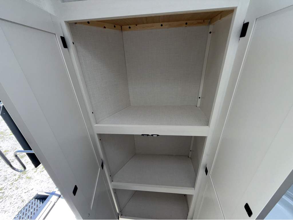 2026 VENTURE RV SPORTTREK 327VIK - Image 29