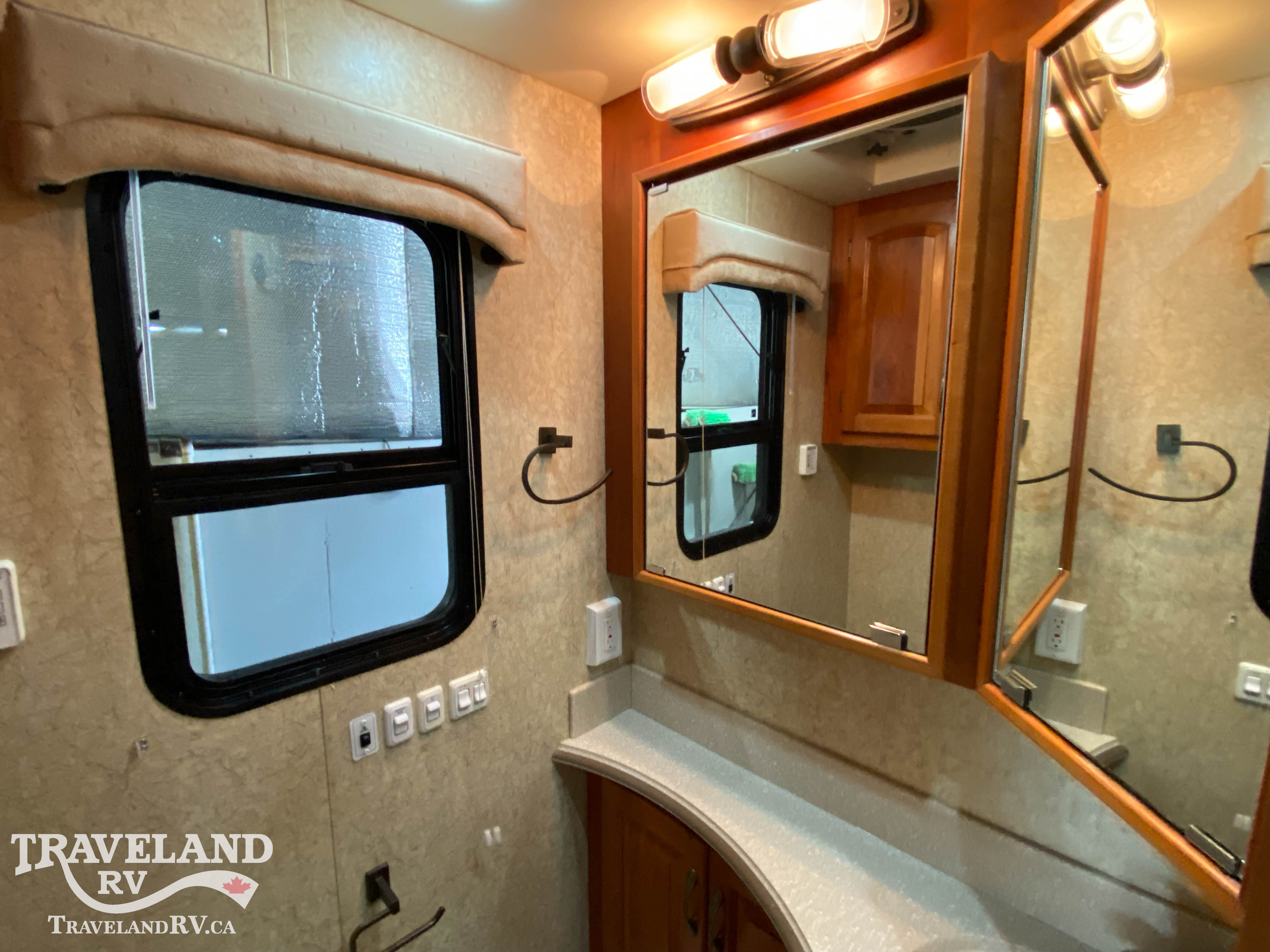 2011 NEWMAR DUTCHSTAR 4353 - Image 25