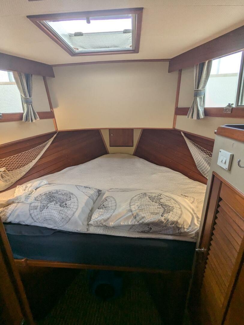 1992 Grand Banks Europa - Image 60
