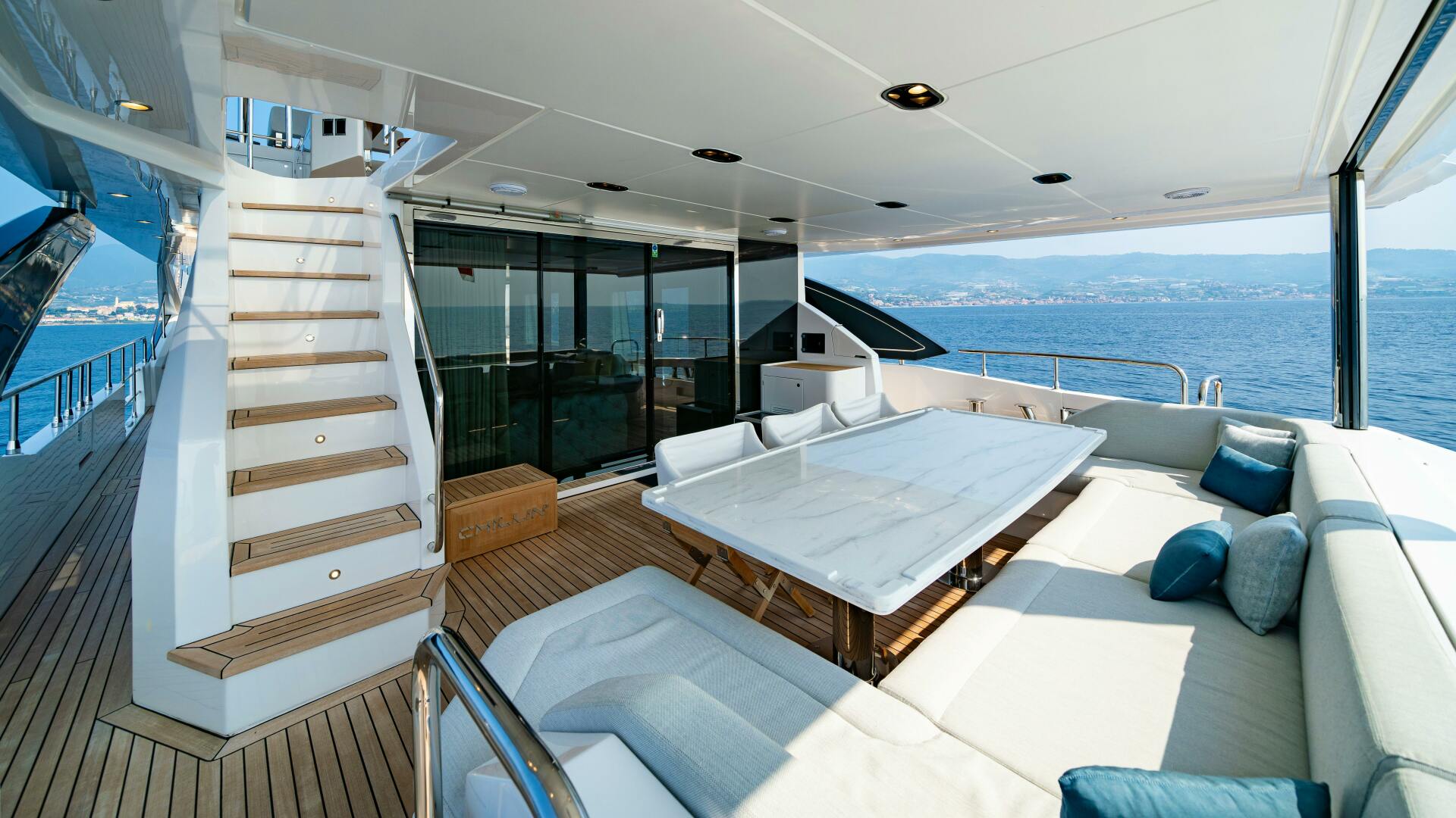 2020 Azimut Grande 27M Base - Image 9