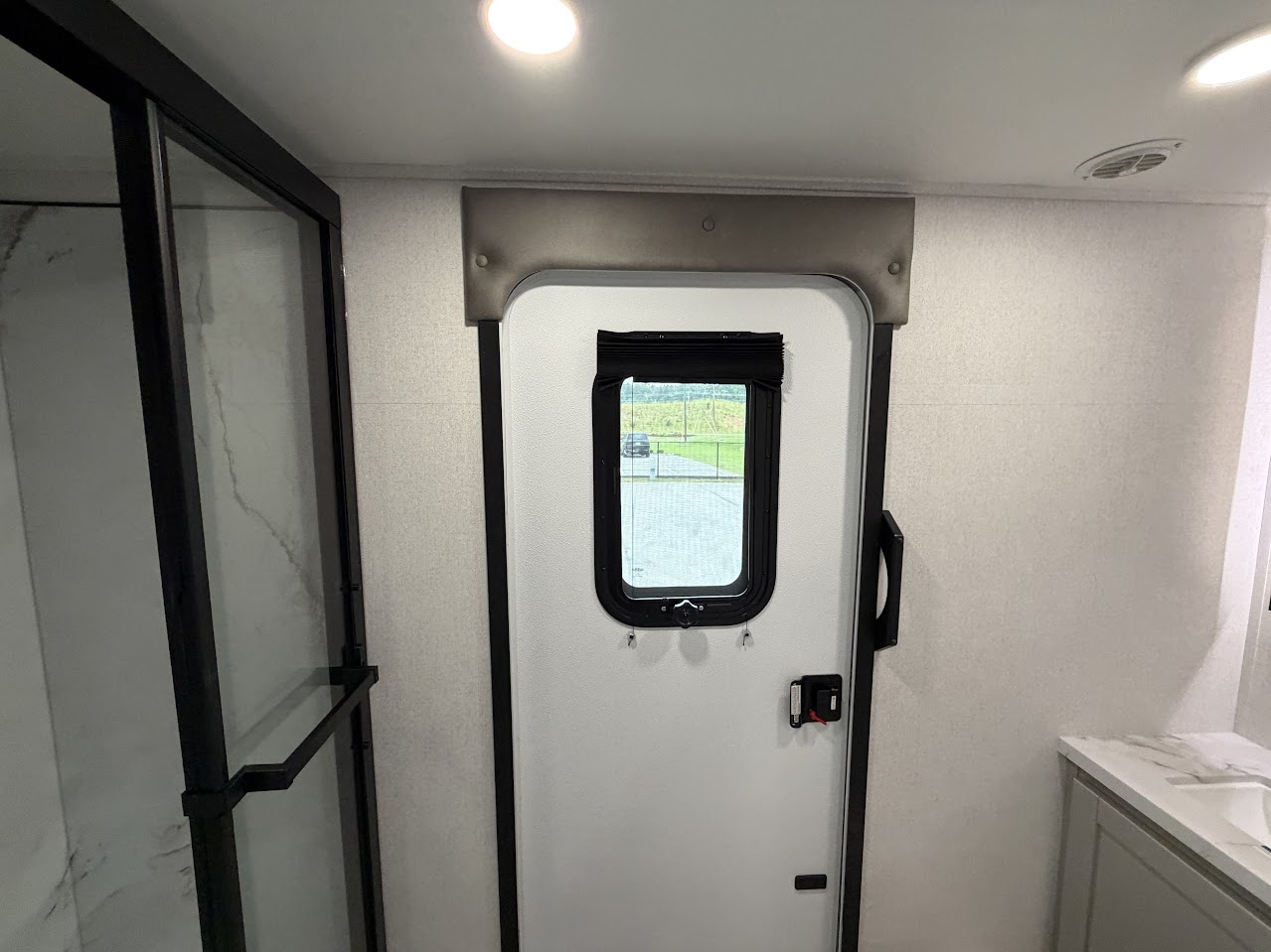 2027 JAYCO NORTH POINT 375TBDB - Image 42