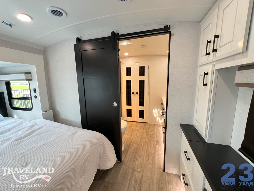 2027 Jayco Pinnacle 38FBRK - Image 42