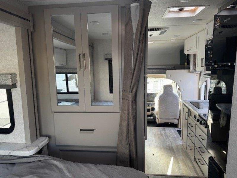 2026 Thor Motor Coach Four Winds Espec 22Z - Image 27