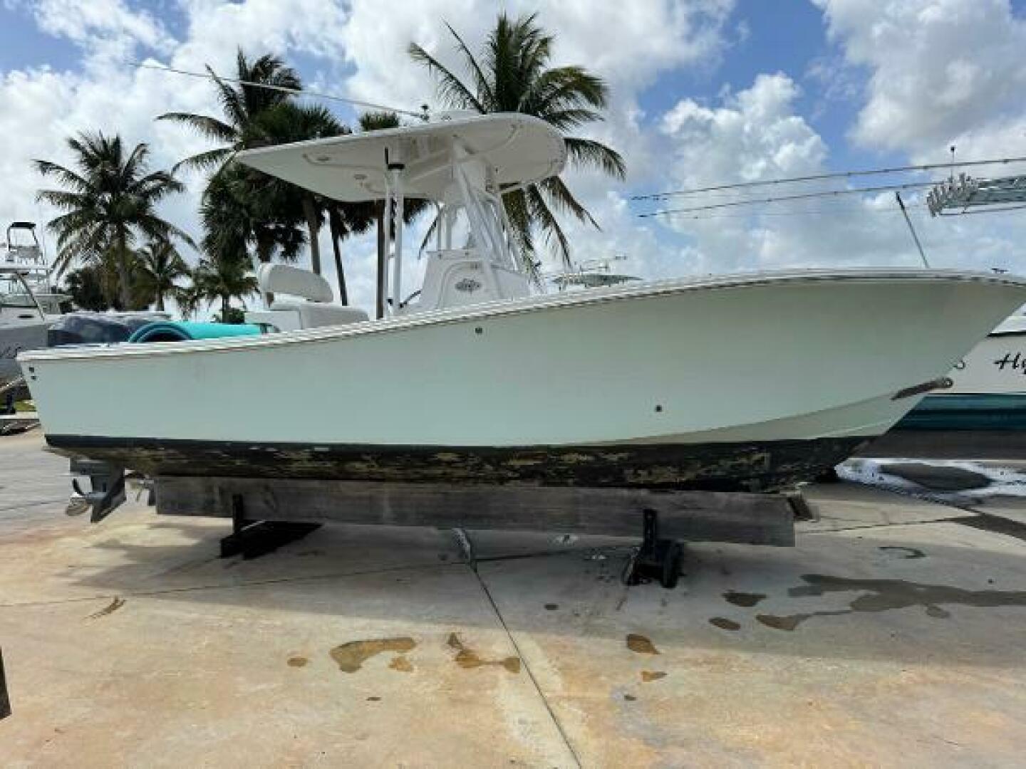 2005 Regulator 23 Center Console - Image 3