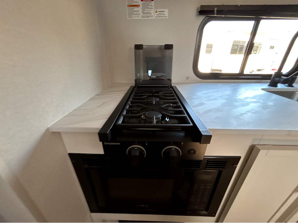 2026 GRAND DESIGN TRANSCEND 131DL - Image 9