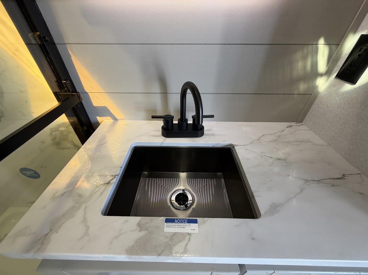 2027 JAYCO NORTH POINT 391TBBH - Image 47