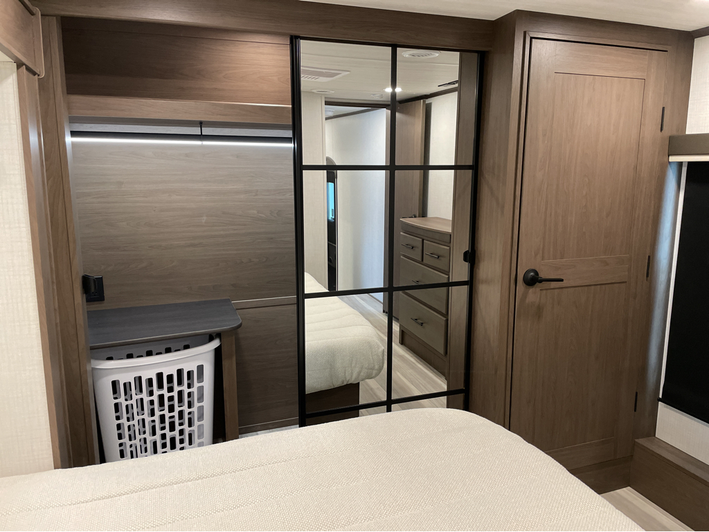 2026 Keystone Cougar 320RDS - Image 21